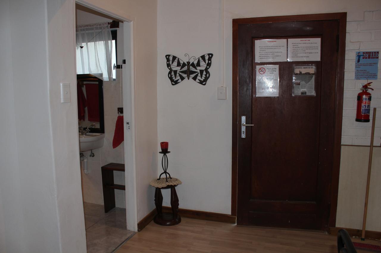 Villelodge Accommodation Lüderitz Buitenkant foto