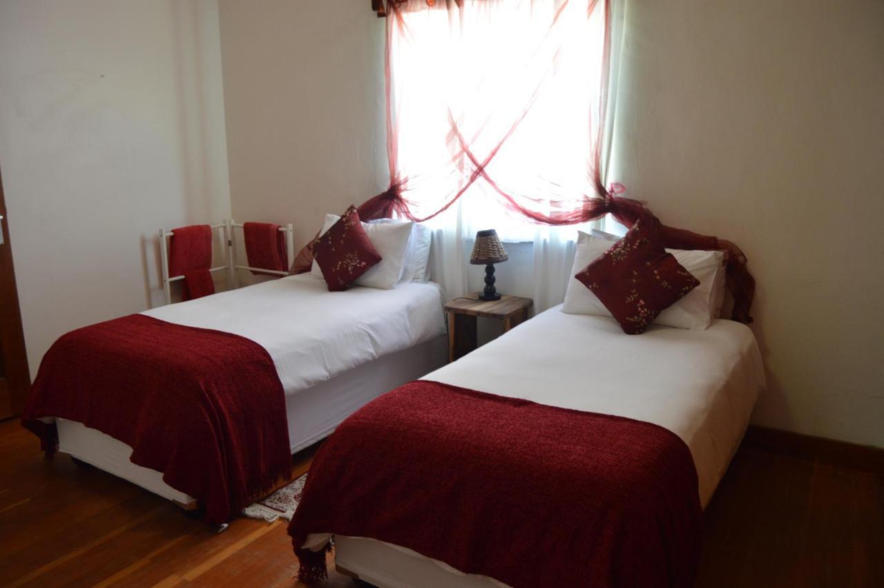 Villelodge Accommodation Lüderitz Buitenkant foto
