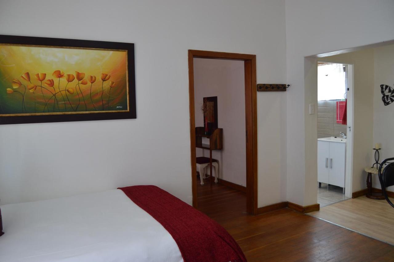 Villelodge Accommodation Lüderitz Buitenkant foto